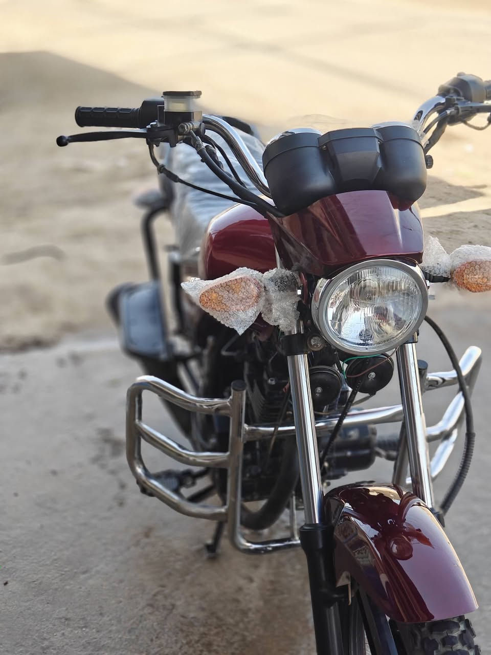 يا الله السلام عليكم
دراجة اوباما للبيع رقم وسنوية قادسية 2015 رقم مميز سنوية لل 2028 تنتهي تحويل ثاني يوم، 
الدراجة مكفولة كفالة عامّة غراض كله 2025 ماكو شي بيها مو جديد، المكينة برغي ما مفتوح بيها هاي رابع تبديلة دهن الها يعني جديدة كلش 
اخوان الدراجة تعمير جديد بس الشاصي 2015 
تجي تفحص وتقتنع وتدلل 
السعر 2100 مليونين و 100 وبيها مجال 
للتواصل : 
***********
***********
