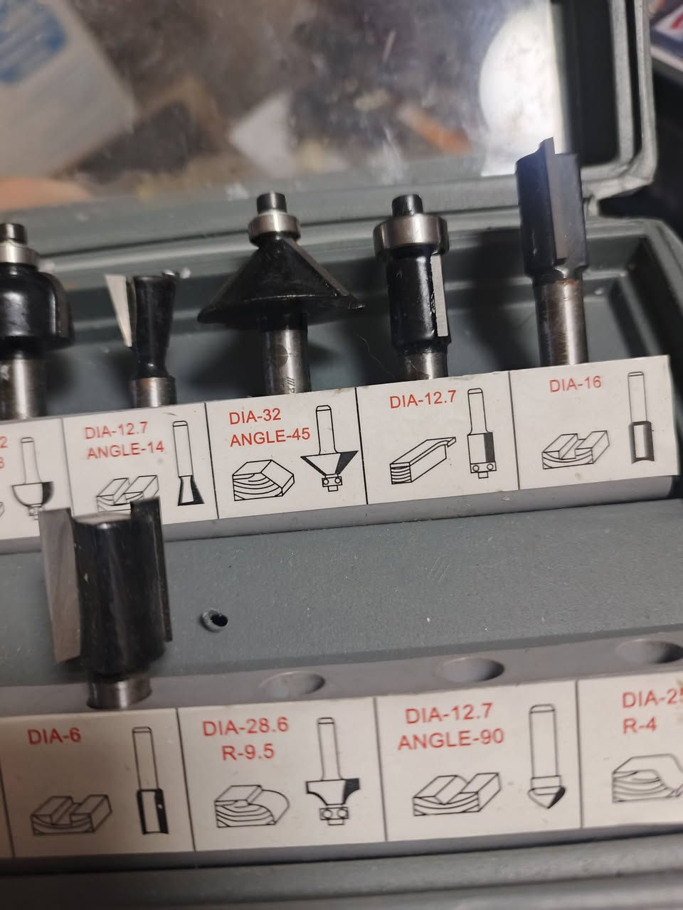 ١٥ الف


**إذا كنت صاحب هذا الإعلان وتريد حذفه لأي سبب، رجاءا أرسل رسالة إلى الدعم الفني**