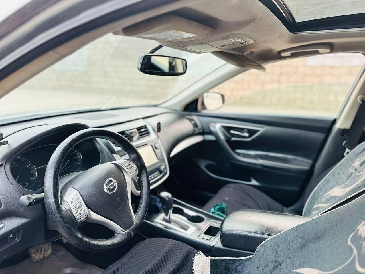 نيسان التيما 2016  SV  فول مواسەفات سەياره كە عامه پيشوو پشتى كه پسه گێروو مەكينەى به شەرته  سەنەوى هەتا 2029 نوييه  1,900 یەک ملیۆن نۆسەد هه زار غرامەى لەسەره
نرخ 1 دەفتەری ماعمەلە   
*********** أربيل, العراق
