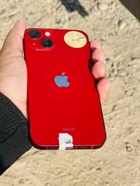 للبيع آيفون 13 عادي لون احمر جهاز نضيف حييل بطارية 94 و ذاكرة 128  للا...