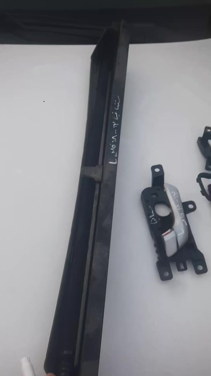 يتوفر لدينا ادوات سورنتو سنتافيا سبورتج توسان جديد ومستخدم الرمادي شارع ٦٠ قرب مستشفى الرازي للاستفسار الاتصال على الارقام التاليه *********** / ***********
يوجد توصيل لجميع المحافظات
