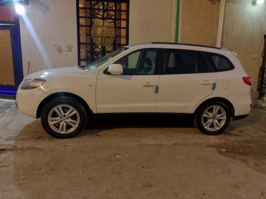 سنتافيه كاز موديل 2010ادوات جاهزه كير ومكينه وتبريد بيها حصت كاز من محطة مكاني البصره السعر 48وبيها مجال بسيط ***********
