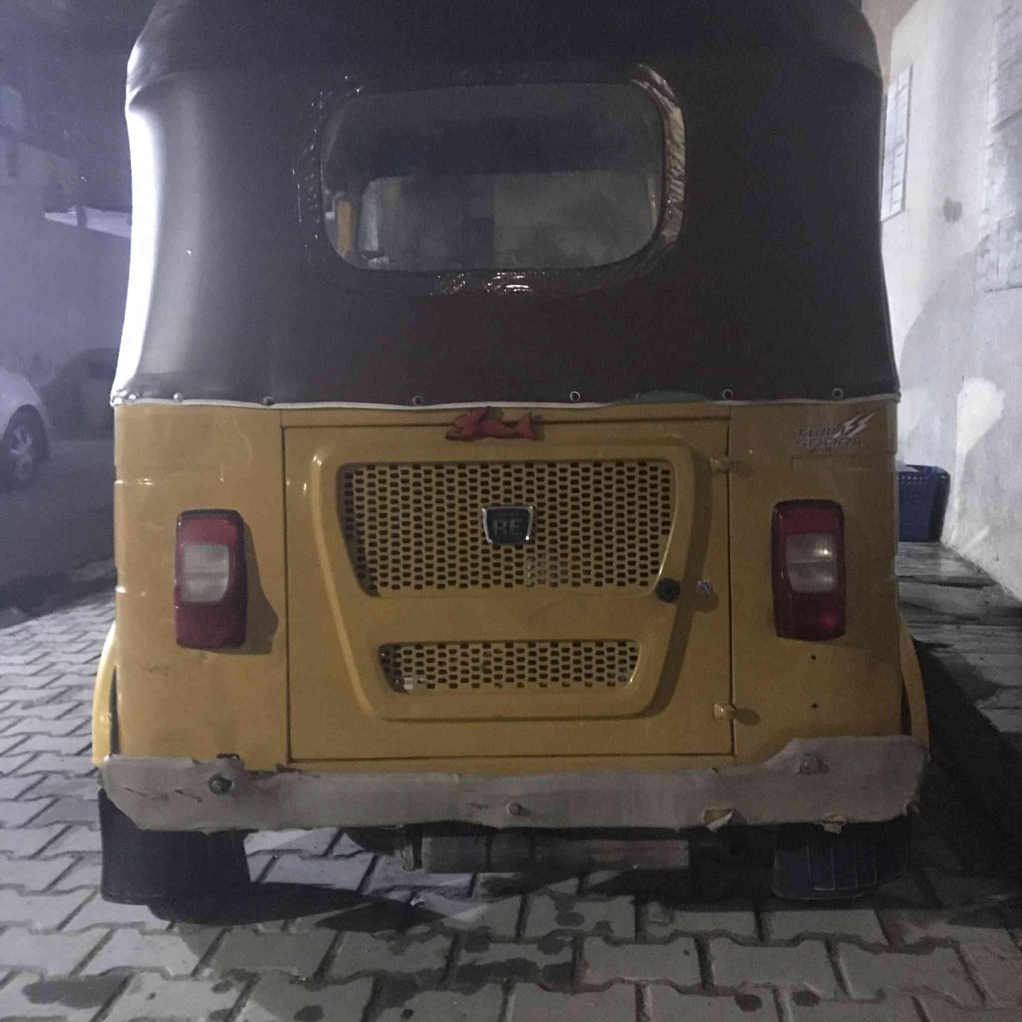 ٢١/شهر ٤. مكاني شعلة *********** محرك مجفت اكسل مكفول السعر ٧/١٠٠
