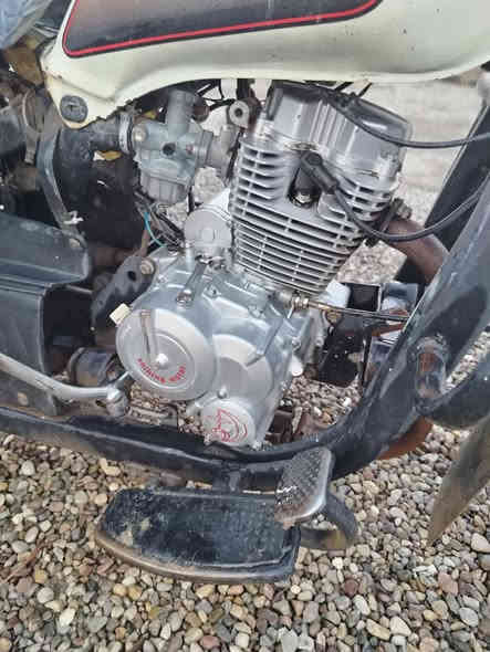 ستوته البيع موديل موديل ١٨ أوراق كامل منفس موجود ركبه شرط محرك شرط مامفتوح ٢١ كهربائات كامل سلف فحل عالي سعر مليون ١٠٠ بيها مجال حك جيه *********** مكان سليمان بيك
