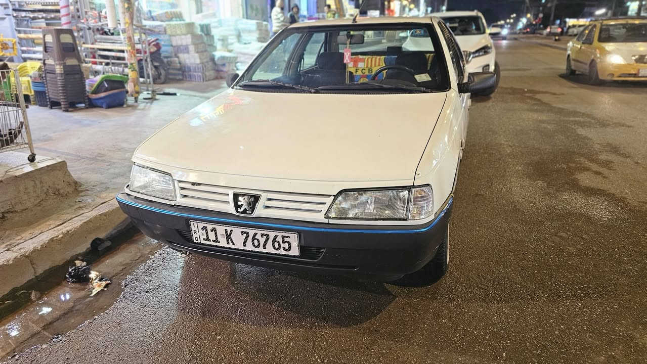 السلام عليكم عندي بيجو روى 2010 خصوصي بسمي تحويل ثاني يوم كفاله عامه من لدعاميه للدعاميه سياره گير يخبل واكسل ياباني وكهربايات  وصدر خلفي امامي   جديد تبريد تتفئه شغال مابيهه كل نقص لسياره مضمومه 4 سنوات ماشيه 172 وهاي سياره شوفت عينك مثل لبصور لعنوان بغداد  
***********
السعر 39 وبيهه مجال
