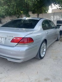٢٠٠٥ • صبغ ٤ قطع • رقم بغداد