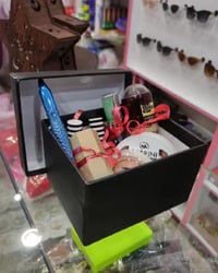 بوكسات • هدايا • مكياج