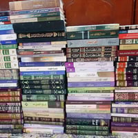 ١٠٠ كتاب • مجموعة كتب