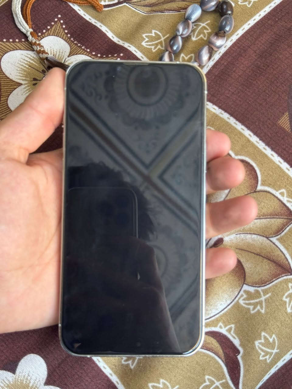 ايفون 13برو ماكس ذاكرة 256 بطاريه 89 لون ابيض مبدل فقط شاشه تفصيخ امانة الله جهاز نضيف كلش 
للاستفسار ***********
