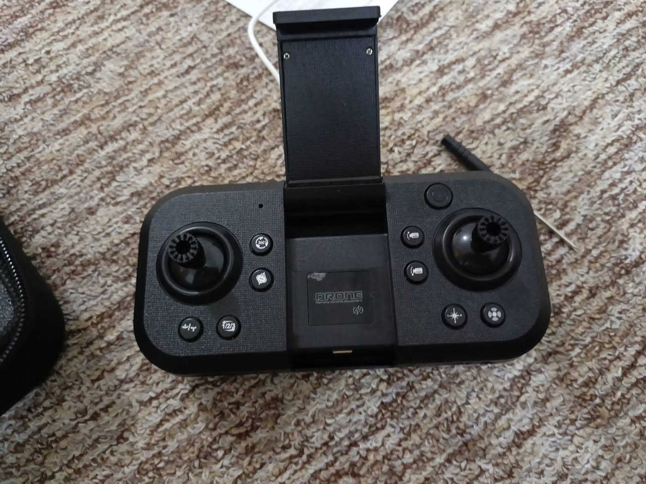 درون كما موضح بالصور.  شرط امازون سعر 50


**إذا كنت صاحب هذا الإعلان وتريد حذفه لأي سبب، رجاءا أرسل رسالة إلى الدعم الفني**