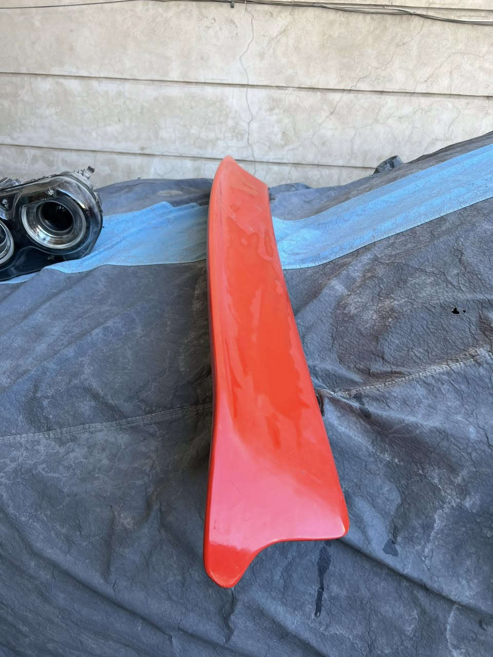 السلام عليكم حبايب
جناح جالنجر ريد آي سعرة 60 الف 
لايت جالنجر تك يمنة تايوان ابو المحولة الاصلية زنون 150 الف 
جاملغ امامي بي تصليح 40 الف 
الي تفيدة الغراض مكاني بغداد سريع حي العامل 
***********
