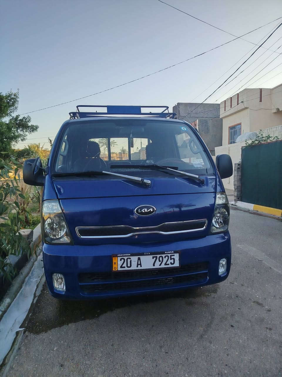 السلام عليكم بنجو 3 2007 جديده لوك ماكينه وقر حاويه سياره جديده مقفوله من الدعم من الدعاميهما ابي سنويه 30 هيئه القنوات مصفره***********
