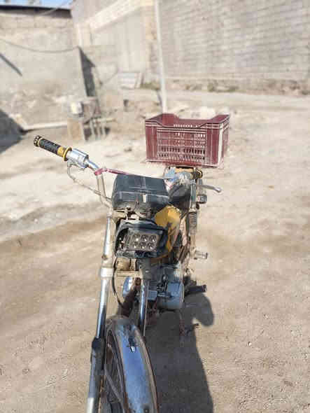 السلام عليكم دراجه نامه شلامجه شاصي نامه الاصلي البوري الضعيف دراجه خير من الله صوت المكينه ناعم السعر ٣٢٥ وبيه مجال مكاني البصره ابي الخصيب البهادريه رقمي *********** متواجد على الواتساب وشريحه
