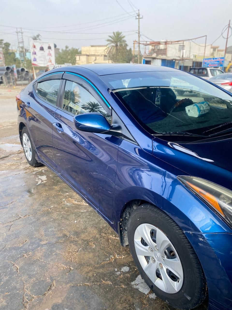 السلام عليكم 
النترا للبيع موديل 2016 وارد امريكي رقم ديالى بسمي ضررها جامرلغ ماشين على  الباب بلرش سياره جاهزه من كلشي كير محرك حداديه تخم تاير تدفئه تبريد كله شغال ماناقصها اي شي سونارها مرفق مع الصور
مكاني ديالى بعقوبة 
للاستفسار ***********
