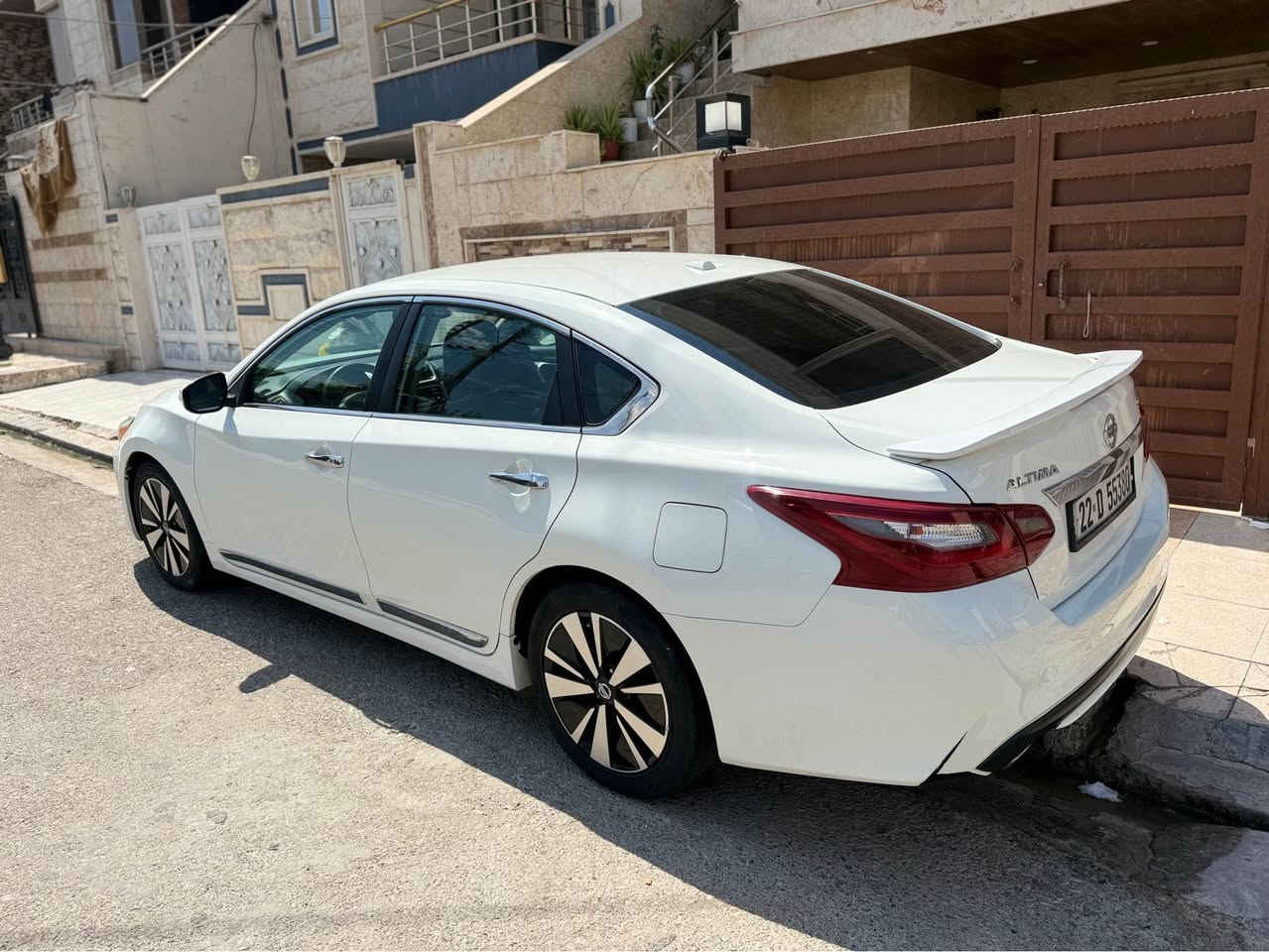 نيسان ئالتيما ٢٠١٨ SL 

گێر و مەكینە تەبرید بەشەرت 

بۆنیت و چاملغ  سبوغە  ئێرباگ تەنها سوكان سیستمە 

مواسفات SL.  تەنها سلایت نیە  فول فولە 

١٢ ورقە غرامەی لەسەرە دوای معاملە دەگەریتەوە 

سعری فرۆشتن ١١٥ كەمێك مەجال وەكالەش دەكەم 

                   ***********. أربيل, العراق


**إذا كنت صاحب هذا الإعلان وتريد حذفه لأي سبب، رجاءا أرسل رسالة إلى الدعم الفني**