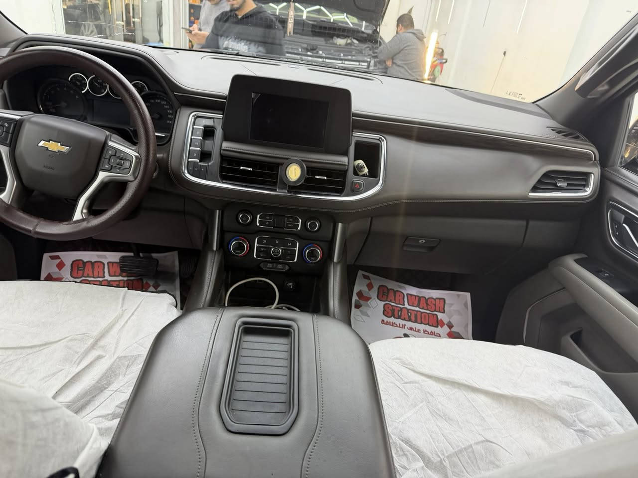 السلام عليكم 

تاهو 2022 LS خليجي وكاله المنصور ضوء القمر
بيها فقط شي بسيط بارد قليل وتكحيل في الجاملغ عكس سايق 
موصفات سياره معروفه 
ماشيه 63 الف ml
سياره جاهزه من جميع النواحي 
تخم تاير جديد قبل شهر مشدود 
رقم اربيل بسمي تحويل مباشر 
هزه ولوحات جديده 
مكانها بغداد حي الاعلام 
السعر 428 بيها مجال قليل 
اعتذر عن المراوس 
الاستفسار الاتصال او وتساب 
***********
