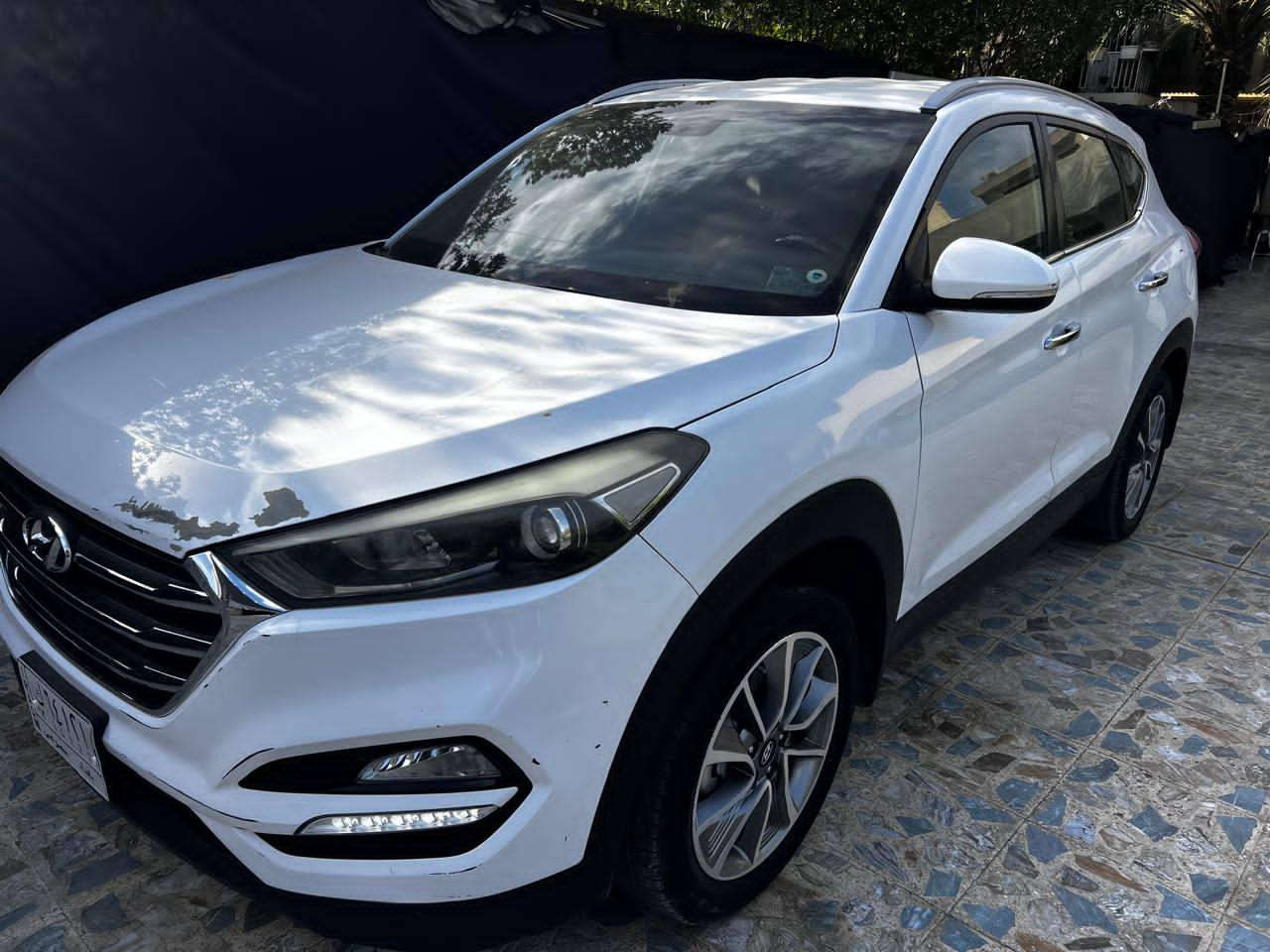 السلام عليكم من رخصت أخوية الأدمن عندي سنتافي ٢٠١٨ خليجي ماشية ٨٦الف قابل لزيادة سيارة باسمي سيارة مكفولة ماعدا هذا بارد بلبنيد موضح بالصور أستفسار على رقم ***********
