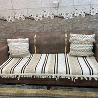 طقم ١٠ مقاعد • موديل حديث • نظيف جدا