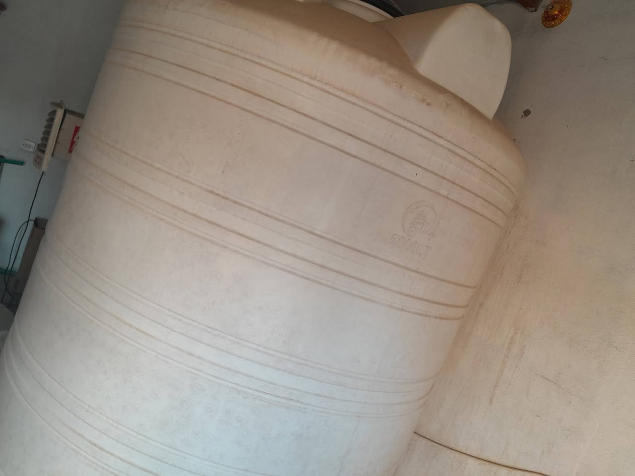 من رخصة الادمن..
محطة جديدة استعمال موسم واحد للبيع سعة ١٠٠٠ لتر بل ساعة  أيطالية..
تانكي عدد ٢  ٥٠٠٠/١٠٠٠٠ ممبرين أمريكي 
سعر جوة السوق...
الاتصال على الرقم ***********
