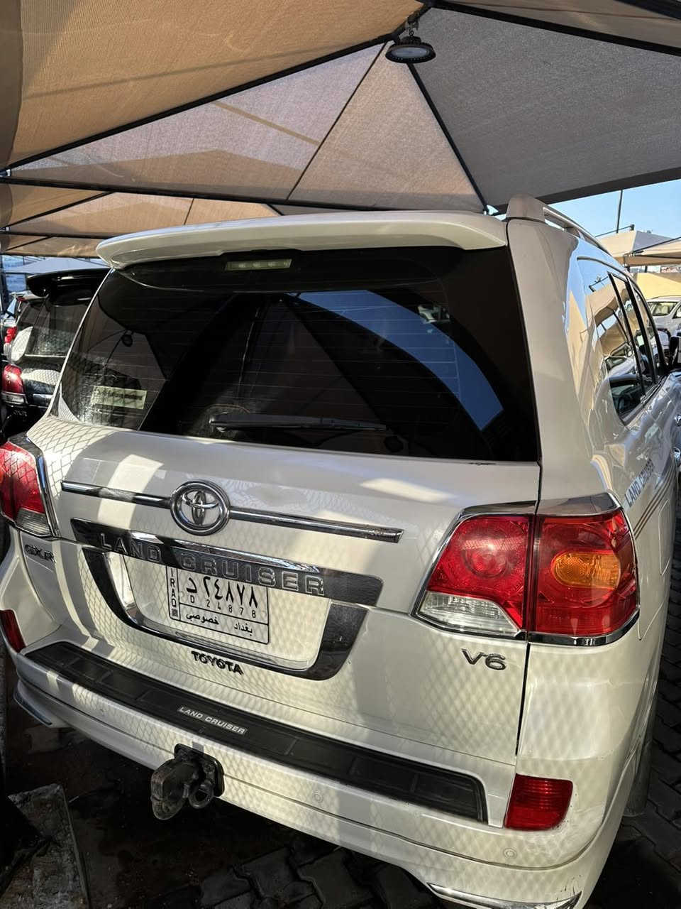 سلام عليكم
تويوتا لاندكروز
مديل 2013فطيم
فول موصفات 
سياره حلوه بااسمي
رقم بغداد
مكان سياره كربلاء
***********

