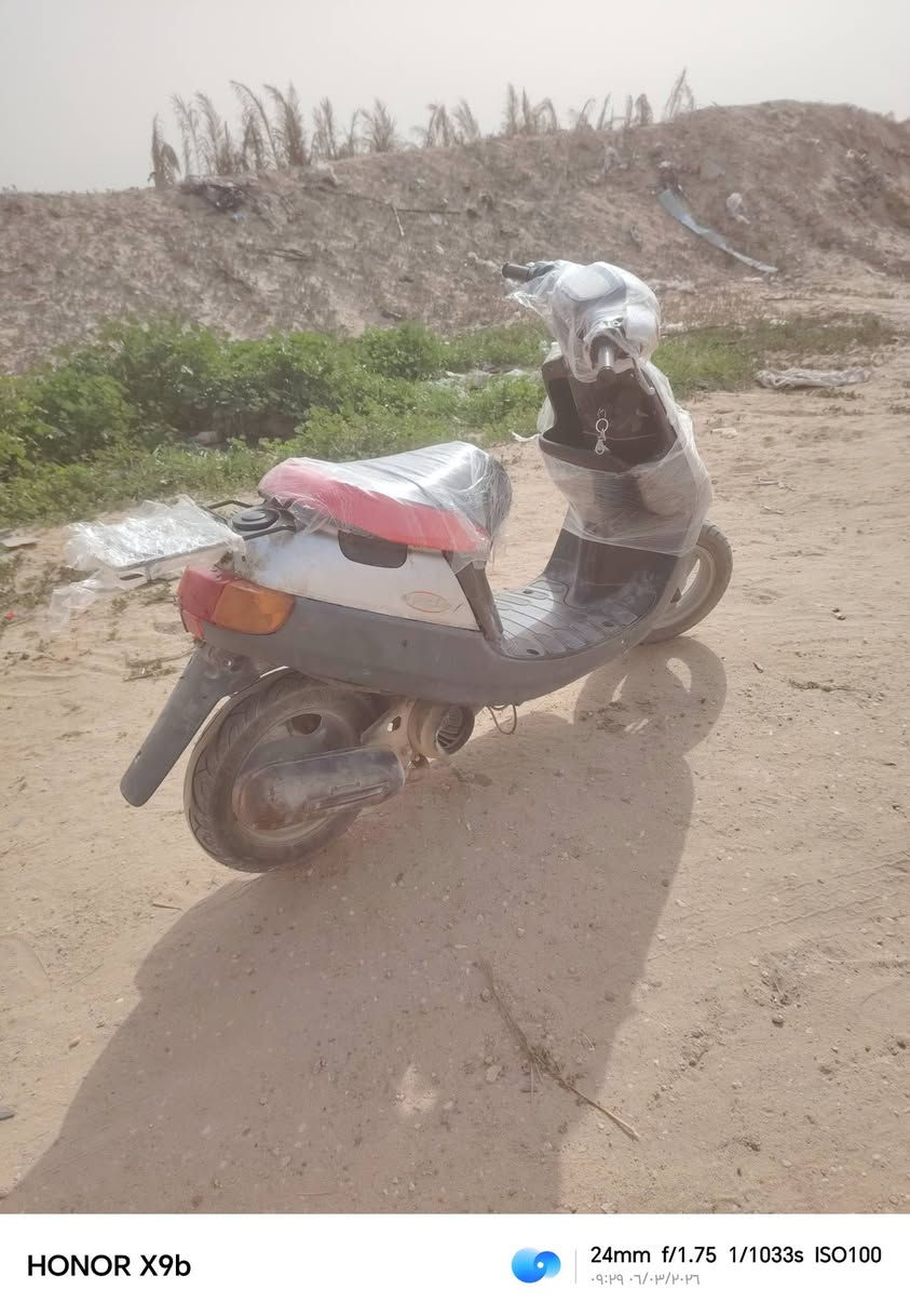 السلام عليكم دراجه للبيع ياماها بطه 60شرط الشغل نگره سلف وهندر السعر 300وبيها مجال للطيبين  مكان النجف خان النص الحيدريه للتواصل ***********
