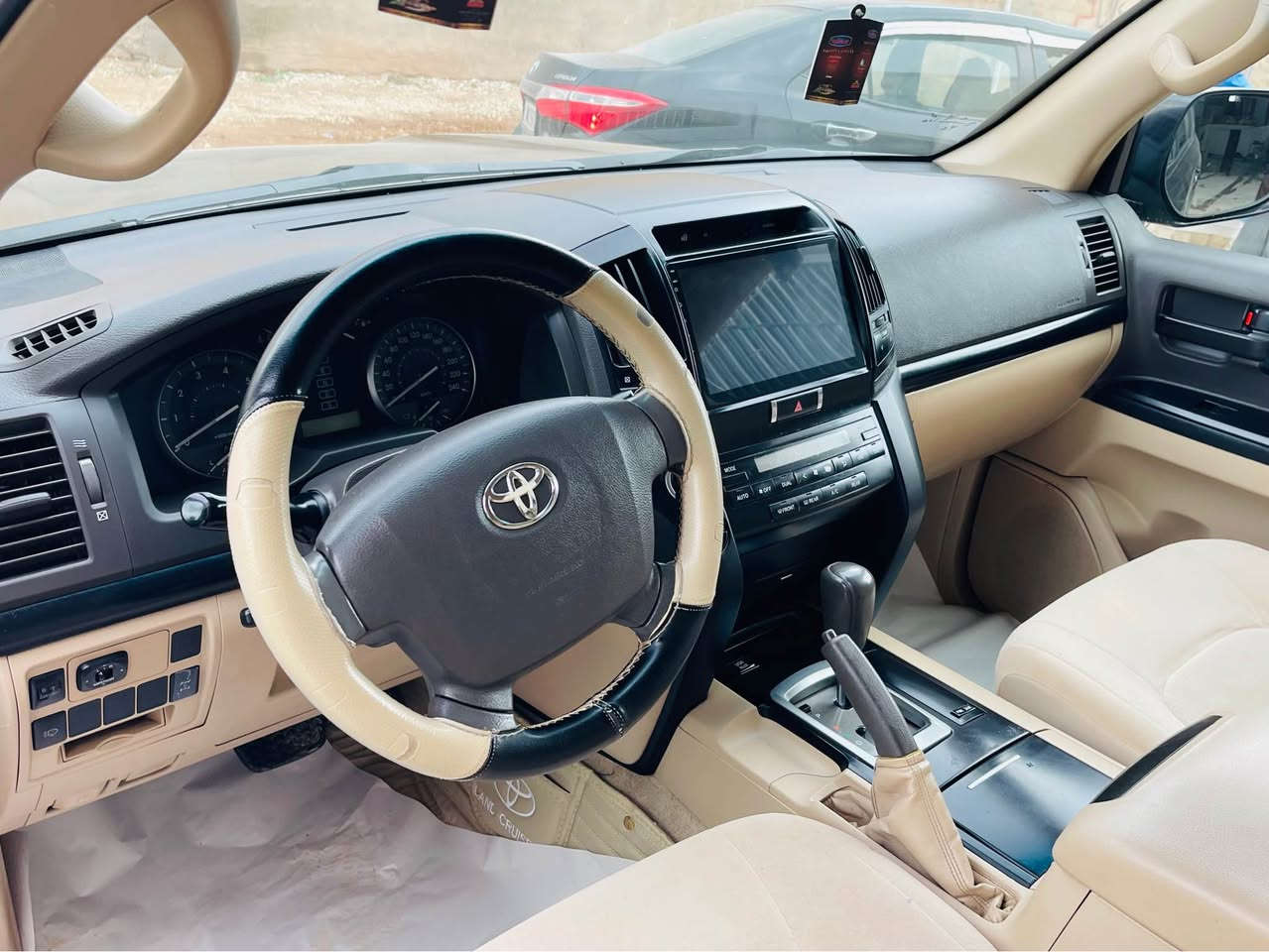 TOYOTA..WANAWSHA....2013
مواسه فات‏GX
وةنةوشه  بؤ فرؤشتن..مؤديل  2013
سه نه ويتازه يه هه زه يتازه يه ره قه م يتازه يه 
كيروو  مةكينة بةشةرت نةكراوةتةوة 
185هةزار  رؤشتوة
تةحويل  براوة  غرامه  بةشةرت
سةيارةكه  بؤياغ   نيه ساردي نيه زؤر   جوانه...
سعري  338كةلاو  معامةله
شوين  كؤيه كويسينجاك, أربيل


**إذا كنت صاحب هذا الإعلان وتريد حذفه لأي سبب، رجاءا أرسل رسالة إلى الدعم الفني**