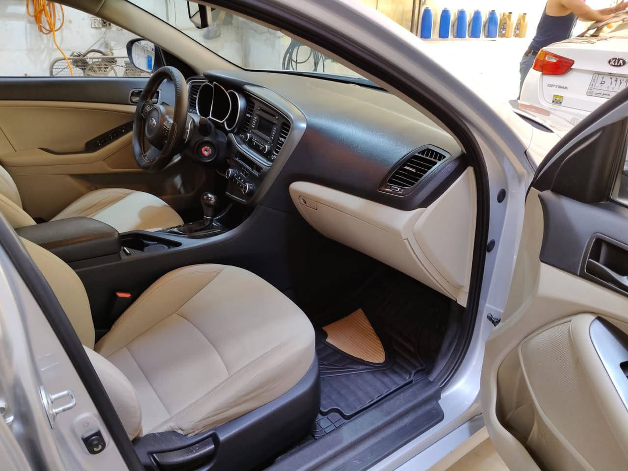 يا اللّٰه
كيه اوبتيمه
موديل :2016
ممشى السياره 100 الف
مكينه 2000
السيارع كفاله كفاله عامه ضربه وصبغ وتبديل السياره كير ومكينه وحداديه بل كارتون
السياره رقم جديد بغداد | بسمي تحويل ثاني يوم ومواصفات هاي السياره معروفه
مكانه:ناصريه مركز
للاستفسار: ***********
***********:
