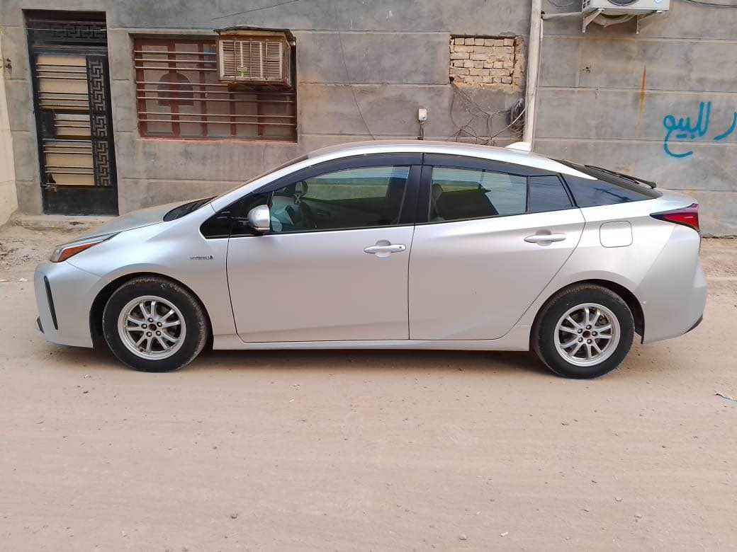 للبيع  او مرواس تويوتا بريوس ٢٠٢١ هايبرد ماشيه ٤٠ الف حادث جاملغ وبنيد 
سياره للي يعرفها فول مواصفات جلد ابيض ونيلي الداخل 
لايتات زينون وبلوجكترات ابيض 
رادار امامي خلفي وتحديد مسار ونقطه عمياء 
ايةنقص ماكو 
مكان سياره بغداد 
*********** 
 
السعر  132 بغداد, العراق
