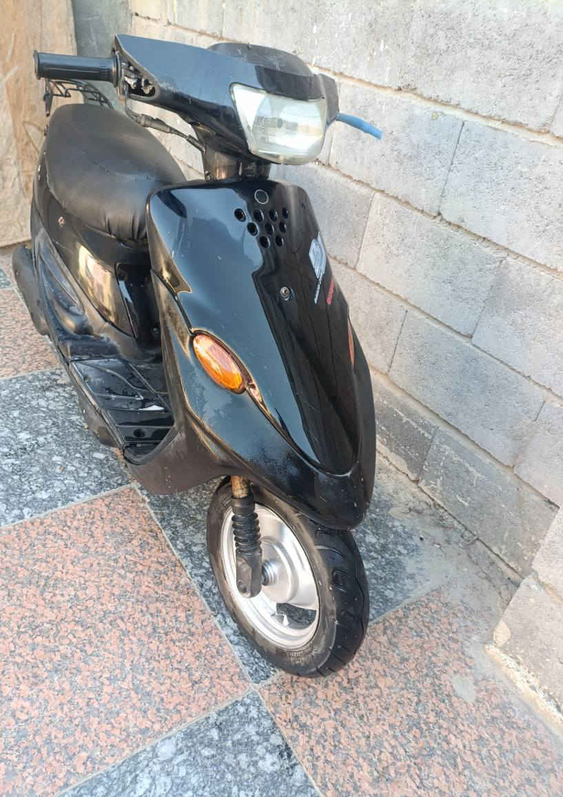 ياماها ٩زروف بلادية كلشيي شغاال وماملعوب بيها.  سلف وهندر واشاير ولايت كاااملة...  سعر( ٣٥٠ وبيه مجال  )***********.    مكان شط العرب الجزيره البصرة, العراق
