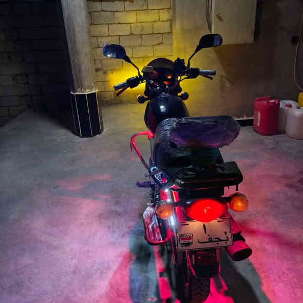 يالله بوكسر مديل ٢١ دراجه نضيفه وحلوة معدل شلعه فول مكنيه مفتوحه  مكان ديالى كنعان الشلالات اوراق مابي بس نطيك ضمان من سرقه ومن كلشي سعر ٨٥٠ وبي مجال خاص مغلق هاذه رقمي‏‪***********‬‏
