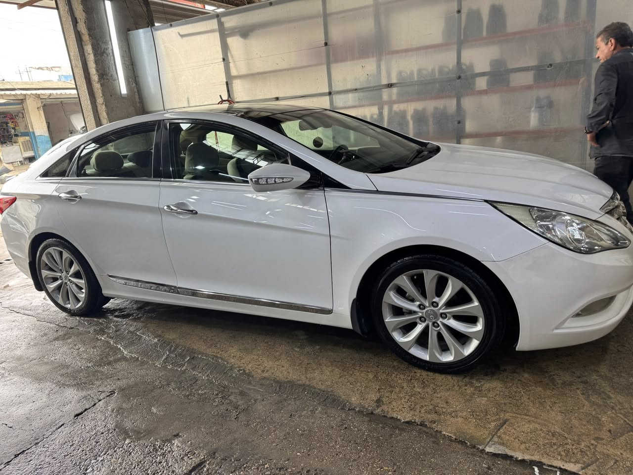 سلام عليكم سوناتا خليجي 2011 مكفوله فوول الفول اعلى مواصفات
مكينه 2400 دوش بدون فتح سياره ماشيه 170 جاهزه من كلشي صدر جديد تخم تاير رقم بغداد باسمي 

رقمي *********** اتصل وتدلل مكاني بغداد
