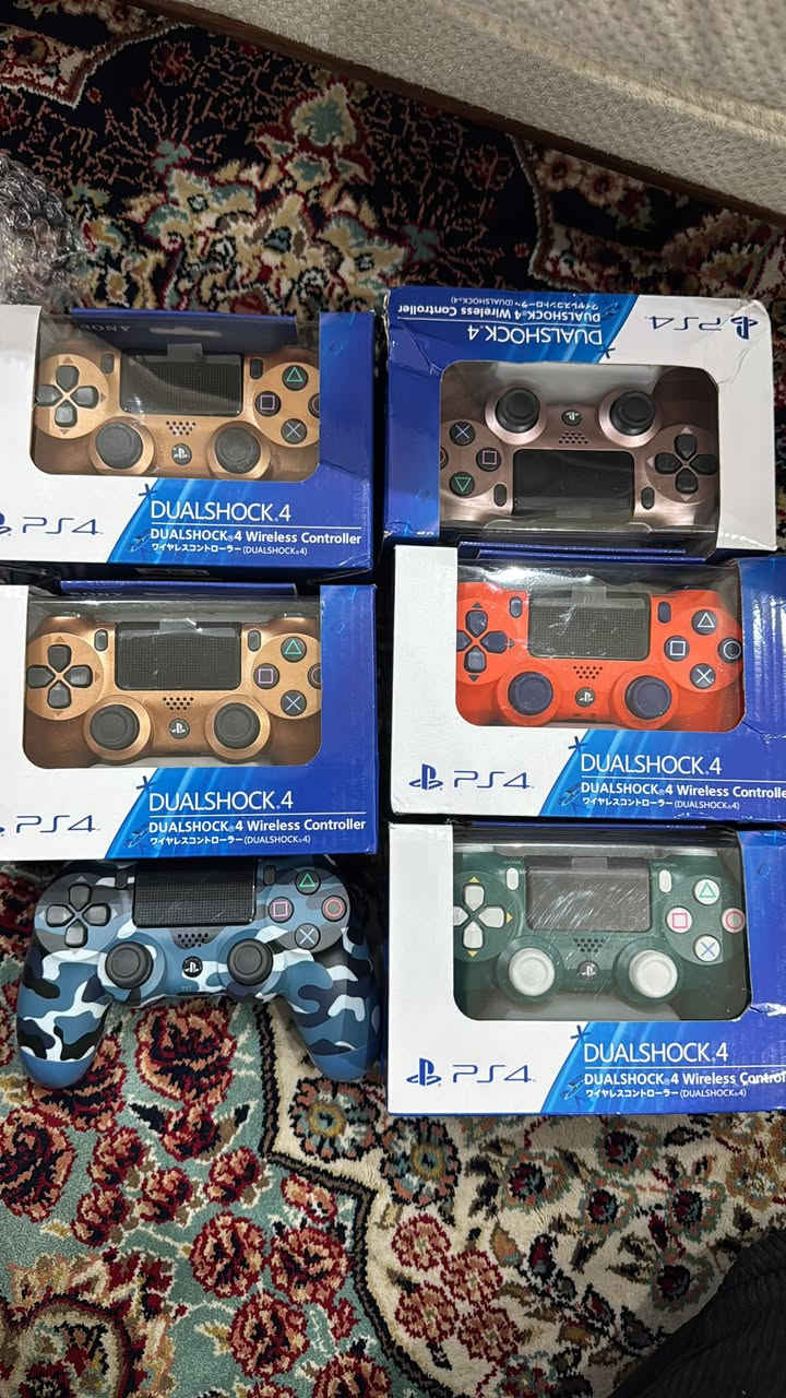 متوفر يدات بلي ٤ 
العدد ١٠-١٥ يدة 
البيع شلع سعر القطعه ١٠ الف


**إذا كنت صاحب هذا الإعلان وتريد حذفه لأي سبب، رجاءا أرسل رسالة إلى الدعم الفني**