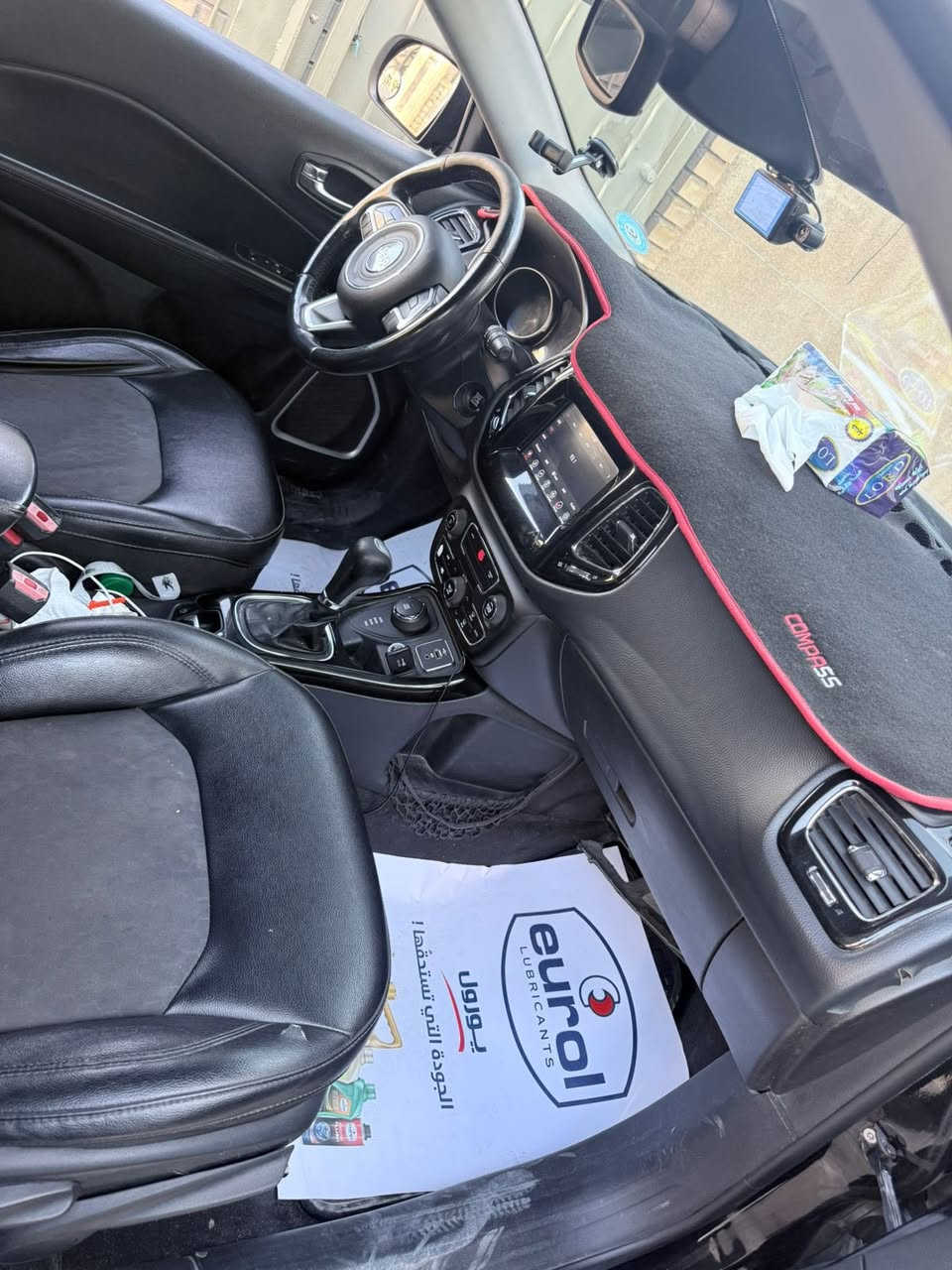 سلام عليكم جيب كومباس ٢٠١٩ ماشية ١٨٢ الف كيلو سيارة نضيفة بيها قطعتين صبغ و بيها هواي مواصفات حلوة
مكاني بغداد السعر 11,500
***********
