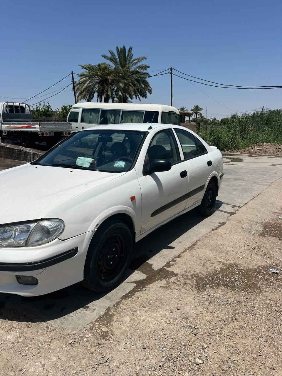 السلام عليكم اخواني هاي سني موديل 2001 السياره بلاديه بيه قطعه وحده صبغ البنيد فقط بدون حادث السياره محرك مكفول ونوعيه المرغوبه الاسود 1800كير صدر تخم تاير تبريد كله بحاله جيده شرط التحويل السعر 70 وبيه شويه مجال حق الجيه والي مايعجبه السعر لايخابر ولا يعلق السوك بي اشكال مكان السيارة أطراف بغداد في منطقة المشاهده وره التاجي ***********
