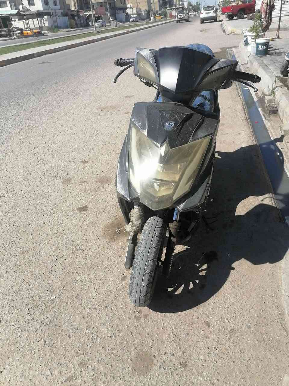 السلام عليكم دراجه لبيع سنكس 300 وبيها مجال للشراي رقمي  ***********
