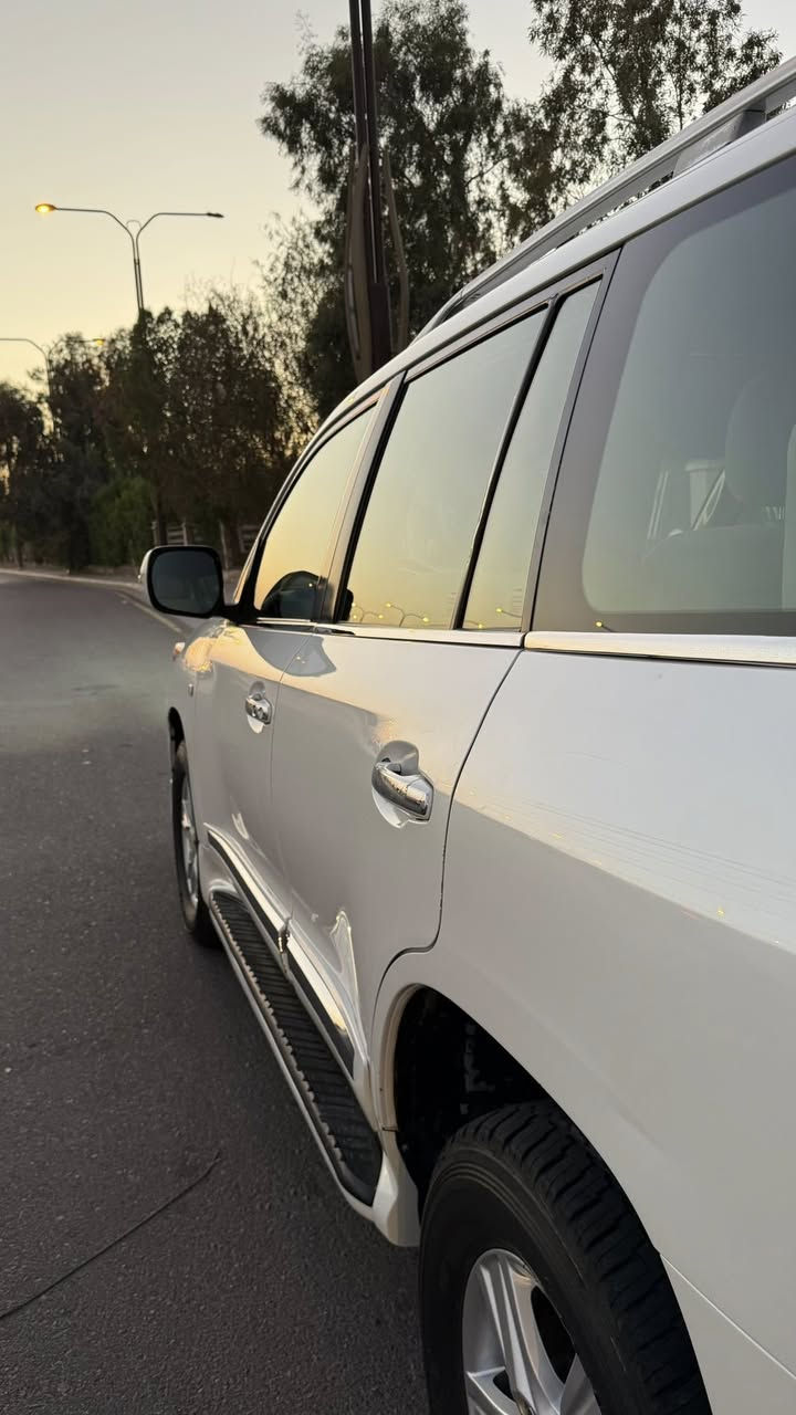 السلام عليكم، لاند كروزر 2008 للبيع
وارد قطري بدون صبغ او ضربة، محرك V8 4.6، تخم تاير جديد، باتري جديد، فيول بمب جديد، دخول ذكي، بصمة، محدثة 2014, لايت ليد عالي وناصي، السبير مالتها موجود بس ما مشدود
السيارة مكانها الأنبار الگرمة، السعر 265 وبيها مجال بسيط، الشراي يتصل وحياه الله ***********
