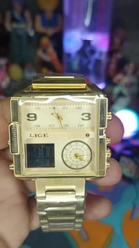 ساعة • للبيع