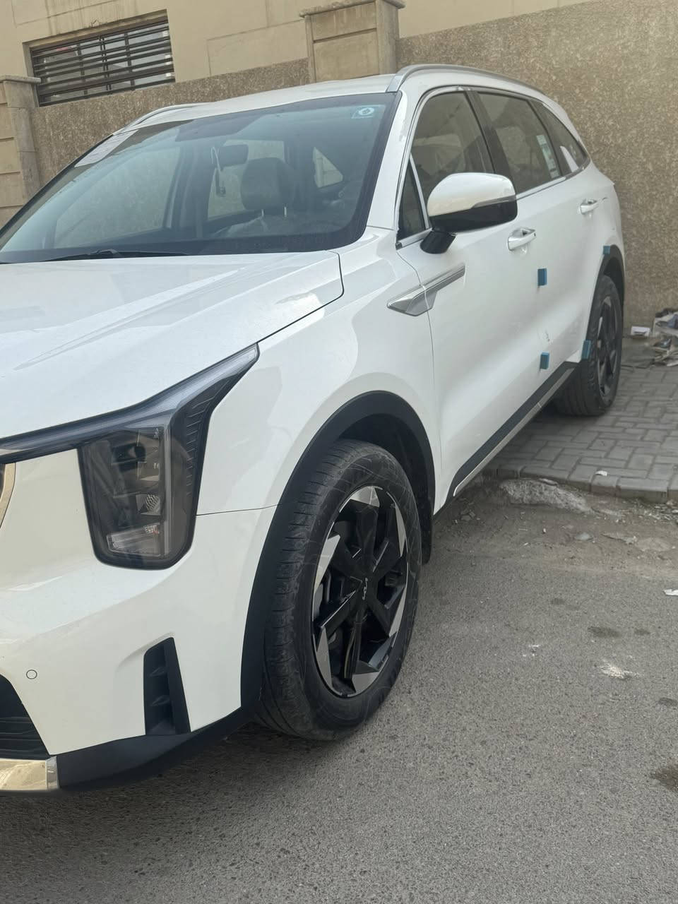 سورنتو 2024 ( خـليـجـي )
ضمان الدوليه 5 سنوات 

ماشيه :15:000ونص

رقم بغداد ب سمي 

المواصفات 

شاشه متصله 

شاحن واير ليس 

4 مودات قيداده 

تحكم جهتين 

تبريد شاشه لمس 

مسجل لمس 

بصمه تشغيل عن بعد 

محرك 2500 … 4 سلندر 

شاشه كامره نفكيشن خرائط 

الباب خلفي كهرباء 

زينون 

حساس امامي خلفي

كامره دواره

كشن كهرباء 

مغلف الكشنات جلد 

و الكاعيه جلد

السعر : 270$وبي مجال

بغداد: حي جميله 

***********
