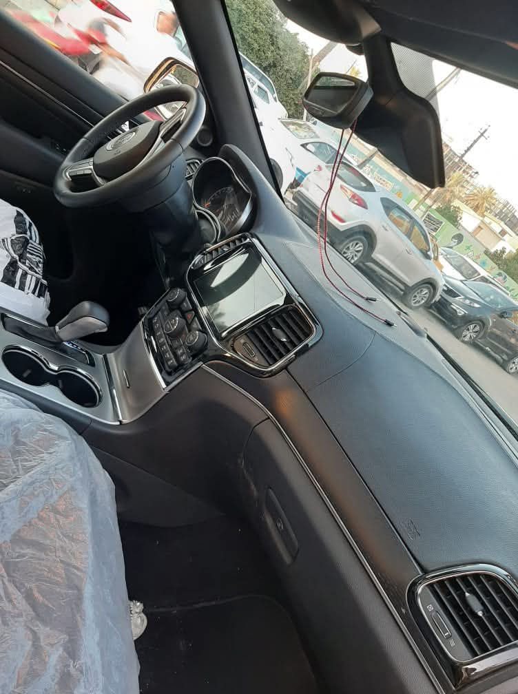 جيب شيروكي سومنت 2020
داخل اسود 
رقم بغداد معوقين شهر الرابع اصير حره
 
ماشيه 108 الف كيلوا
السياره فول مواصفات واحد على واحد
كشنات امامي تدفئه وتبريد والخلفيه تدفئه او تبريد
شاشه كار بلي  
بنوراما
كشنات خزن   

💎 ســعــر ✅ ::  3 شدات

ستيرن هيتر وكهرباء
حساس ورادار خلفي امامي
امرايات هيتر وقلابه ويه البك 
السياره بدون اي نقص
محرك وكير كله بشرط
دهن كير جديد 
تخم تاير جديد  
باتري  جديد 
فيت بم  جديد 
صدر امامي وخلفي كله جديد 
شرط بدون الف دينار مصرف
وارد امريكي الحادث موضح بلصوره  
مكانه بغداد الكاظميه

الاستفسار على ***********
