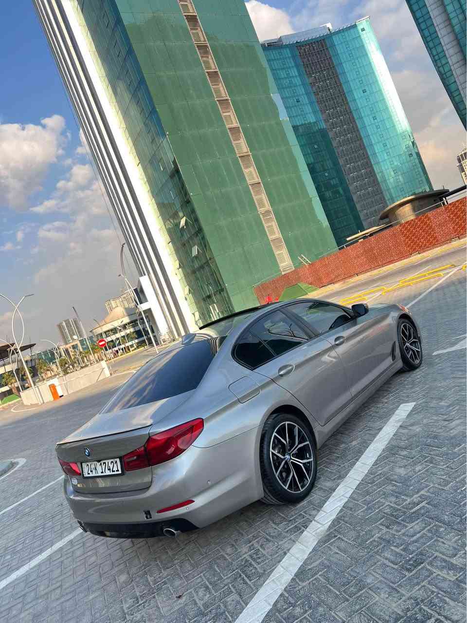 سلام عليكم 
Bmw 520i 2020 
بنيد ربع جاملغ خلفي ربع صندوق صبغ 
سيارة جديد مابي نواقص 
ماشي ٨٣ الف 
سيارة جديد مابي نواقص 
مكان اربيل 
سعر ٢١٣ ورقة مجال
رقم *********** 
واتساب موجود أربيل, العراق
