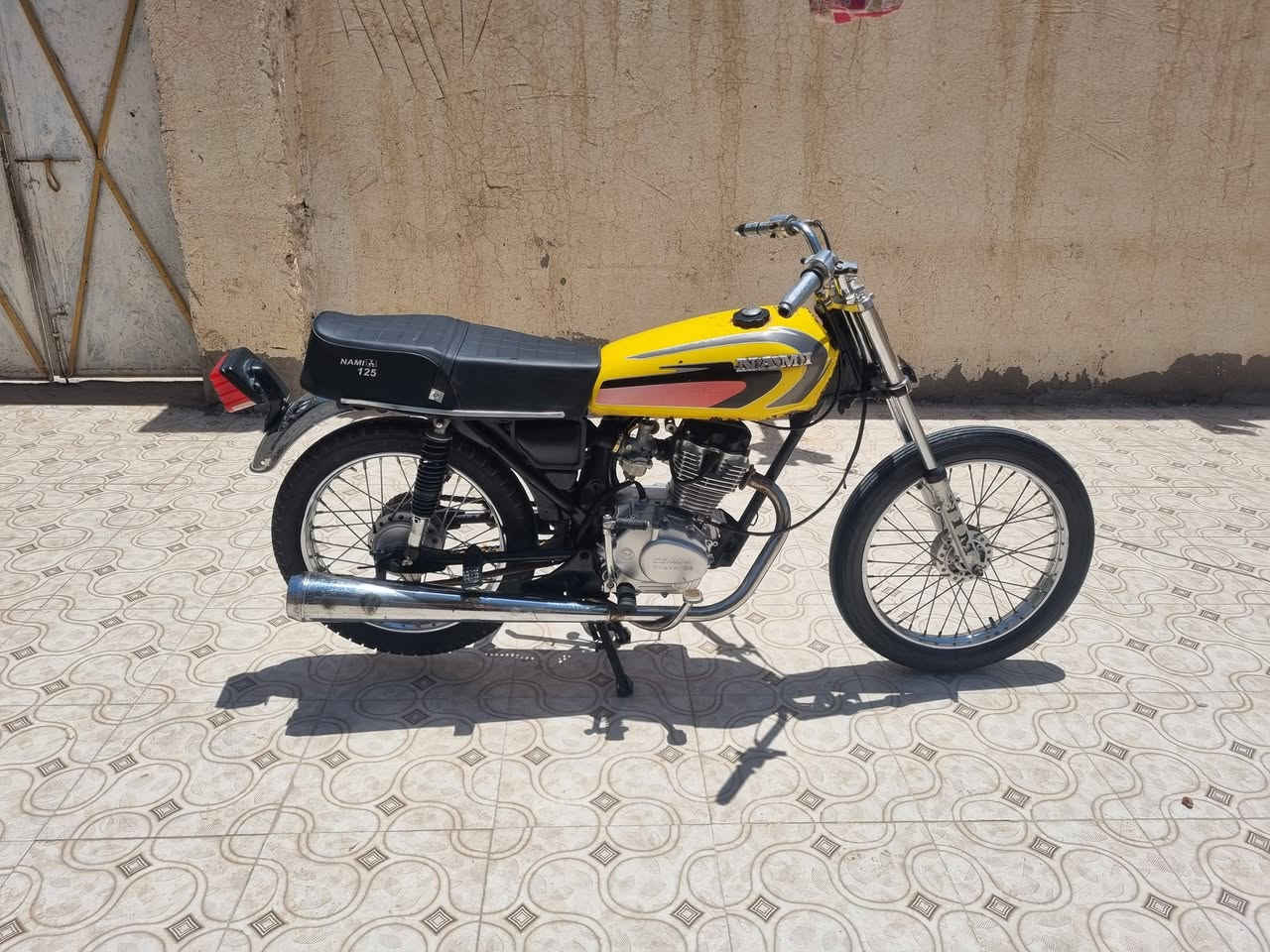 سيجي نامة محرك 26
شاصي شلامجة اصلي بليتة موجودة سعر 450 
ناصرية مركز
***********
