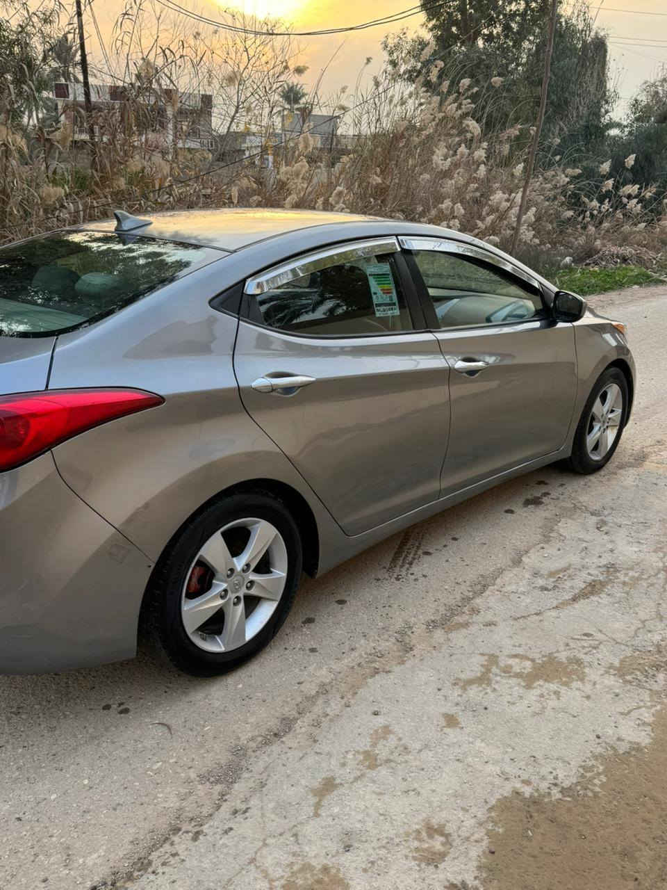 السلام عليكم هونداي النترا موديل 2011 رقم بغداد كير اوتوماتيك وارد أمريكي ضررهه جامرلغ امامي خفيف بدون داخل بيهه صبغ قطع ابيع حزام صدر جديد تايرات ٤ جديد كهربائيات كلهه شغاله دوشمه كامله ارضيه وكشنات السعر 88 ورقه وبيهه مجال *********** بي واتس اب
