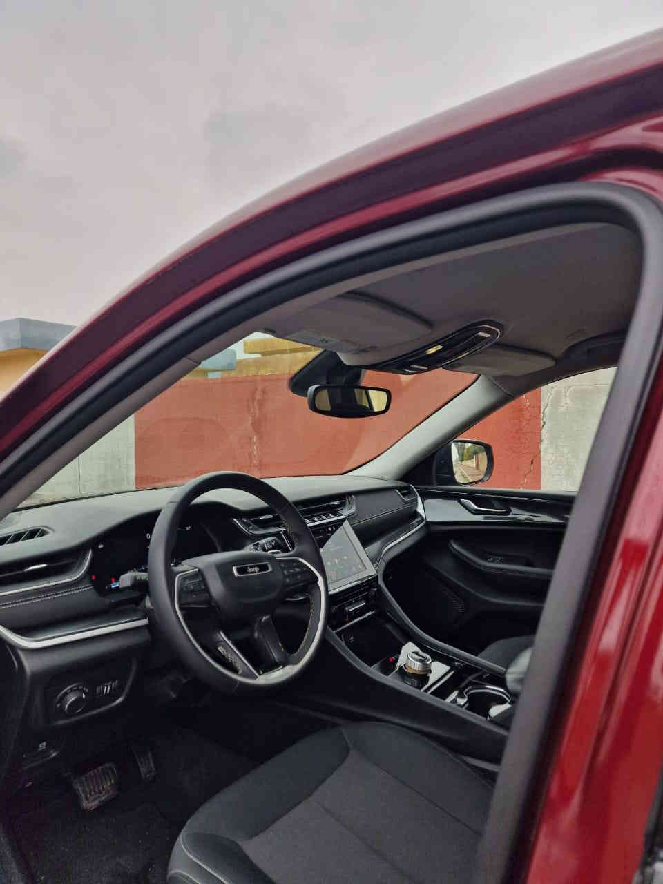 🚗 للبيع - Jeep Grand Cherokee 2023 🚗
📍 الموديل: 2023
📍 ماشي : 29 الف  ميل فقط
📍 المحرك  6 سلندر 
📍 متواجد في كركوك
      سيارة 5 مقاعد  
     ضرر:  قطعتين فقط
سيارة مرقم اربيل
💰 السعر المطلوب: 277) وبي مجال
📞 للتواصل: ***********)

        مۆدێل: 2023
📍 ماوەی ڕۆیشتن: تەنها 29 هزار ميل
📍 مەکینە: 6 سلێندەر
      ئۆتۆمبیلی 5 کورسی
📍 شوێن: کەرکوک
🛠️ زیان: تەنها دوو پارچە بۆیاخ
     3 پارچە، سارد
💰 نرخە داواکراوە: 277)  
📞 پەیوەندی ***********: ) كركوك, العراق
