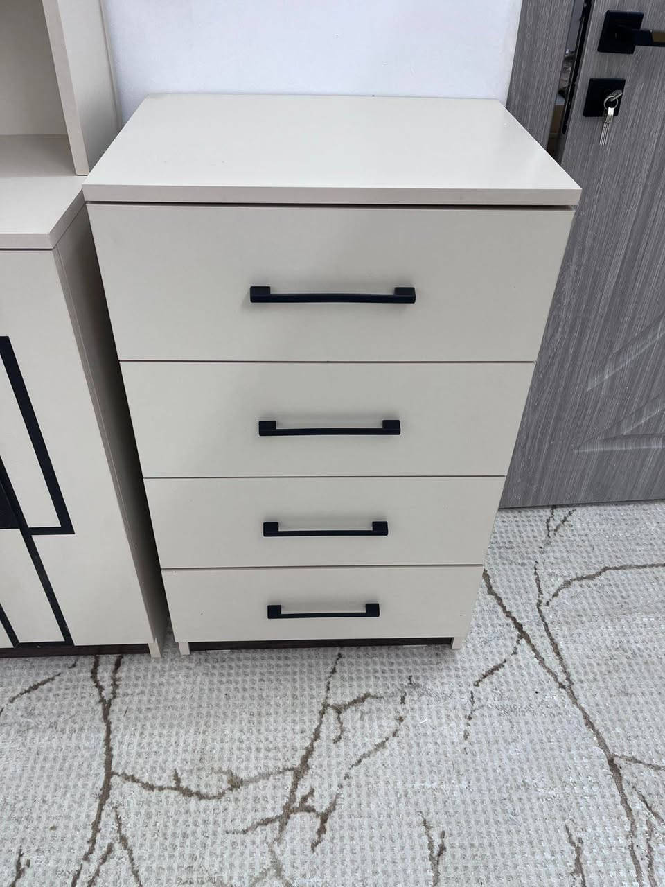 من داخل بيت الزبون
غرفة نوم 11قطع
معرض وموبليات اميد


**إذا كنت صاحب هذا الإعلان وتريد حذفه لأي سبب، رجاءا أرسل رسالة إلى الدعم الفني**