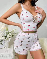 سنغافورة • جميع المقاسات