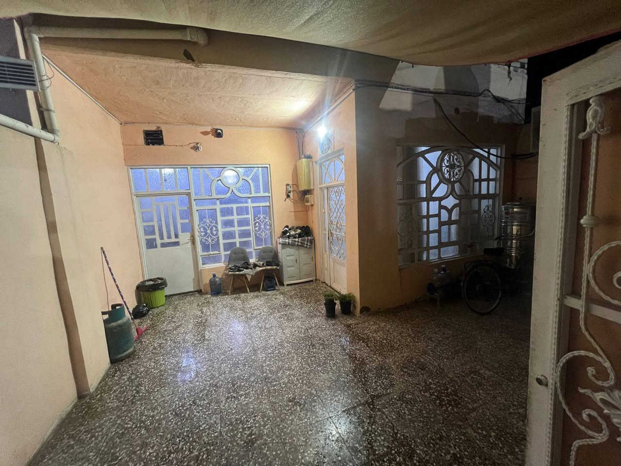 ياالله مكتب الجبوري للعقار بلخدمه ***********
꧁꧁꧁꧁꧁꧁꧂꧂꧂꧂꧂꧂꧂
دااار للللبيع مساحه 140متر حي ميسان قطاع 23&&&
꧁꧁꧁꧁꧁꧁꧂꧂꧂꧂꧂꧂
السعر 130مليون الاستفسار والاتصال وات ساب بلخدمه
