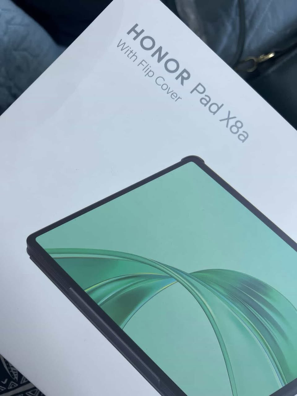 السلام عليكم
ايبار هونرر مكفول من عدا فطر بالشاشه بالصفحه طبعا ممأثر ع تلفون ولا مبينه عارضه ب150 وبي مجال مكاني بشعله ***********
