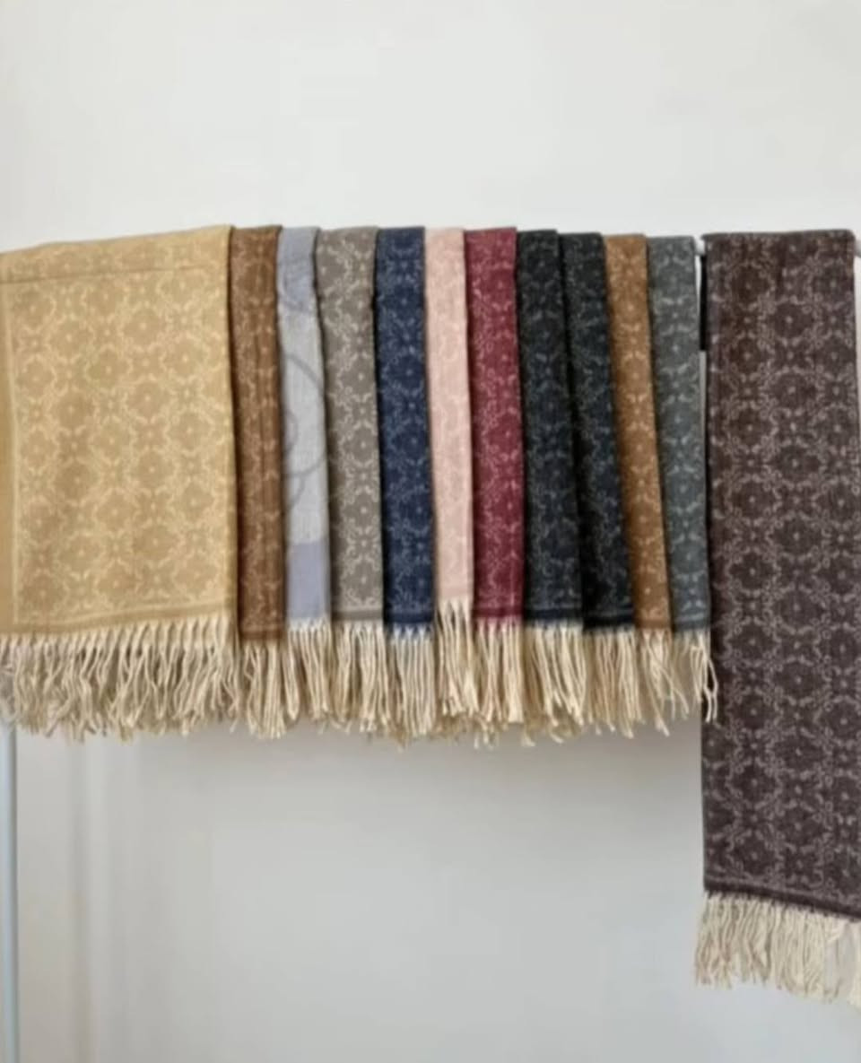 قطع اخيرةة🔺🔺😍
عرض نهاية الموسم سكارفات كوالتي عالي


**إذا كنت صاحب هذا الإعلان وتريد حذفه لأي سبب، رجاءا أرسل رسالة إلى الدعم الفني**