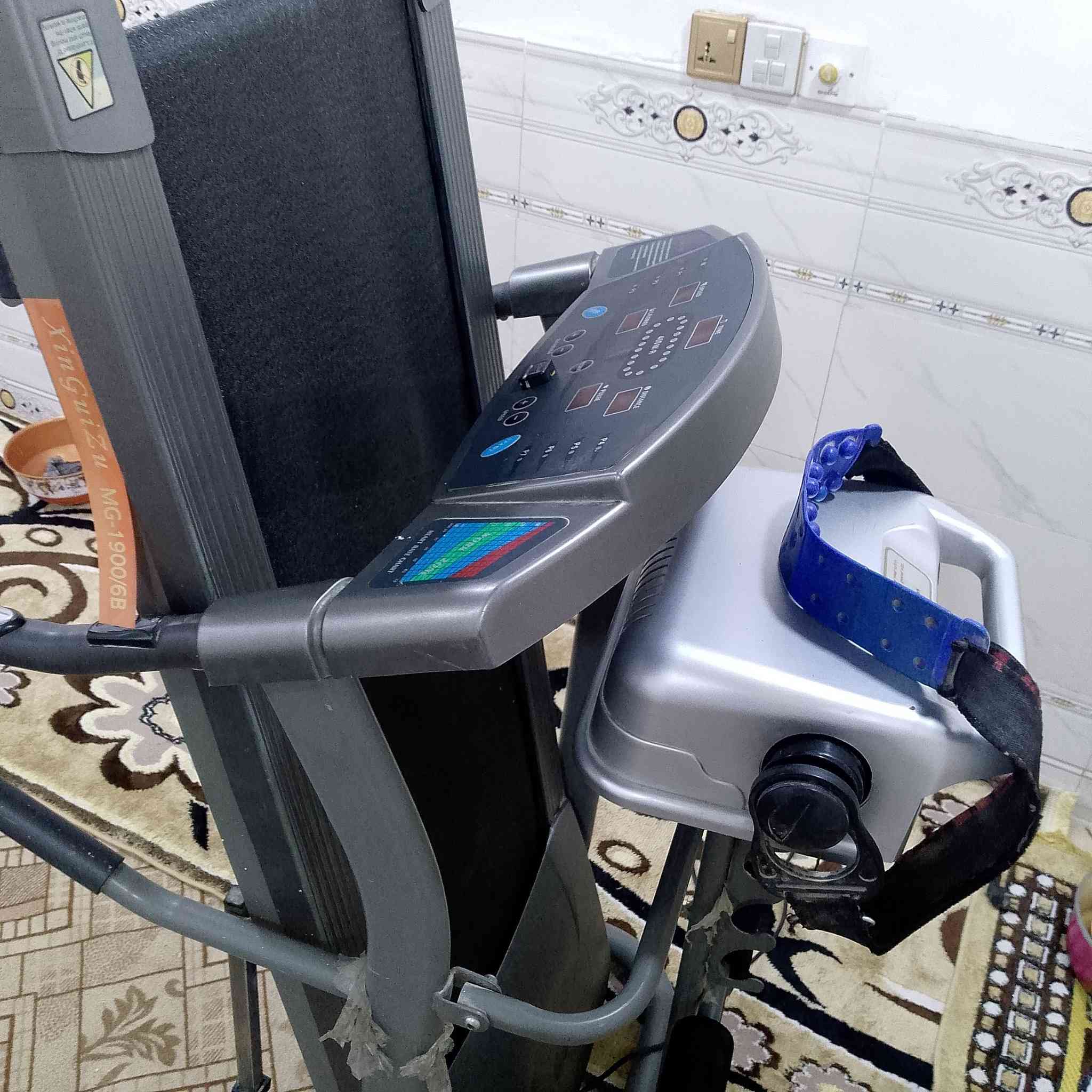 سلام عليكم خوان جهاز جري شغال تفحص و تأخذ كامل السعر 150 اي استفسار عله هاذه الرقم ***********بي واتساب
