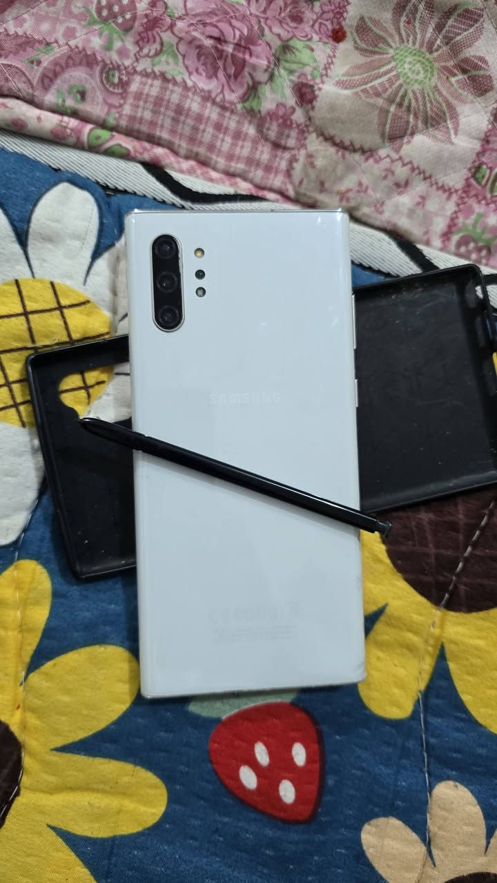 السلام عليكم نوت ١٠ بلاص مبدل الظهر والقلم ذاكره ٢٥٦بصمه خطين شرط الفحص السعر ٢٢٥ وبيه مجال ت***********
